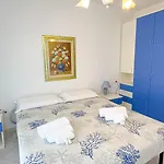Blue Horizon Apartment *