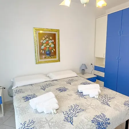 Blue Horizon Apartment *